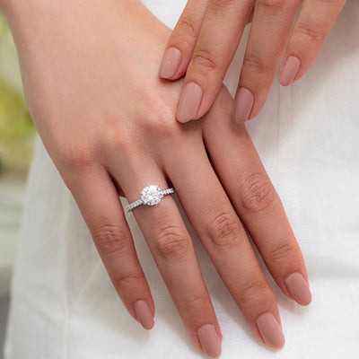Why Are Simpler Engagement Ring Designs Becoming More Popular? Why Are Simpler Engagement Ring Designs Becoming More Popular?